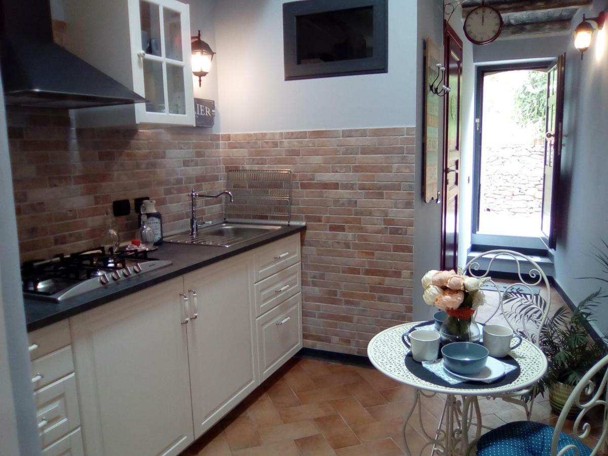 Contrada Casa Vacanze Apartment Vado Ligure Ngoại thất bức ảnh